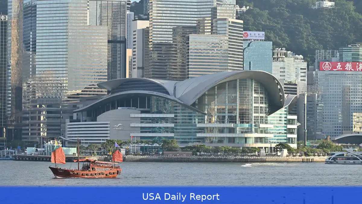 Hong Kong Considers Sweeping Tax Cuts to Boost Asset Management Sector