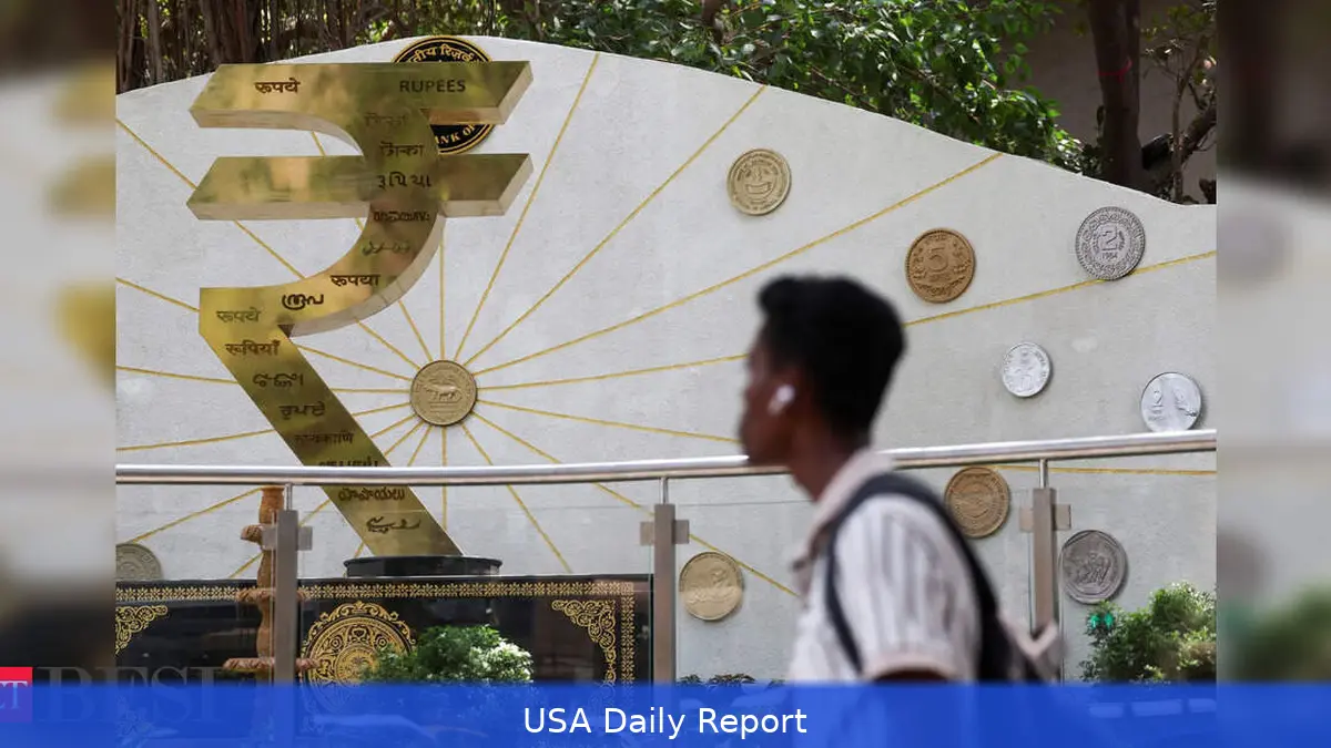 India’s Biggest Currency Clampdown in a Decade Could Backfire