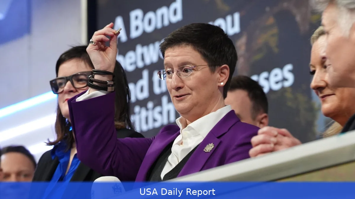 LSE CEO Hoggett Hails Listing Reforms for Markets