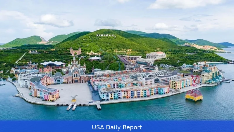 Vingroup’s Vinpearl Eyes $300 Million Private Debt Amid Listing Push