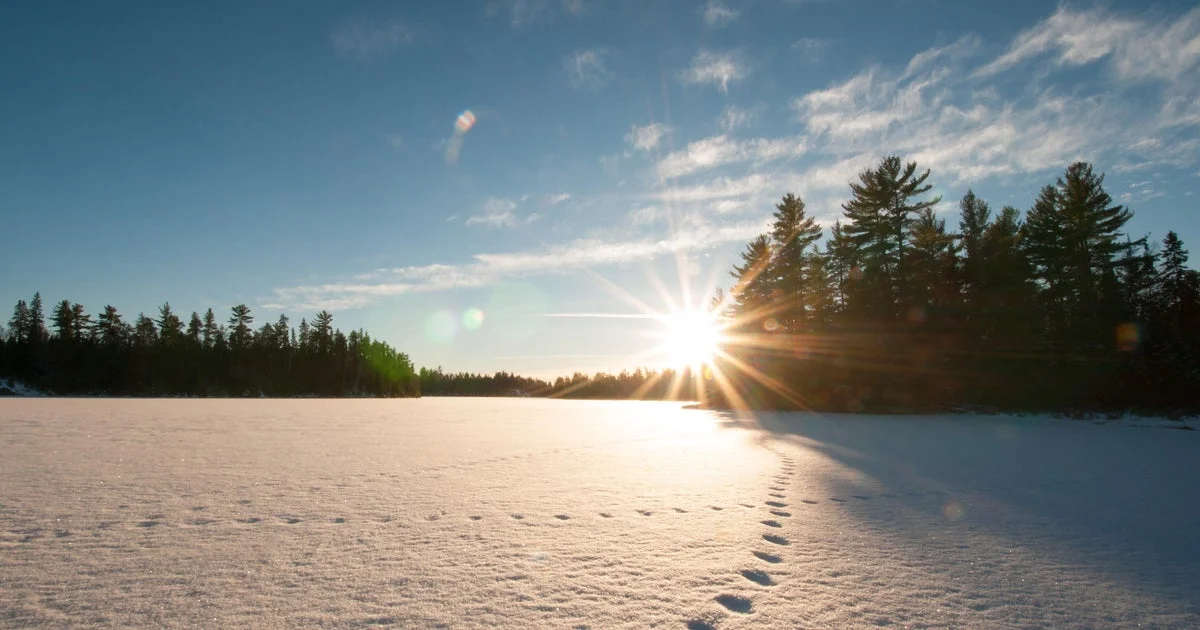 Minnesota Digs Out After Weekend Snowstorm Dumps Over Two Feet in Some Areas, Nearly Nine Inches in Minneapolis