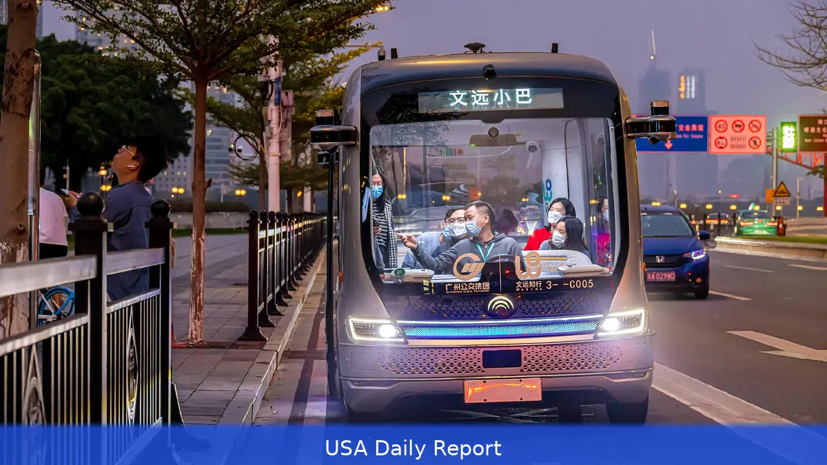 Robotaxi Glitch Strands Passengers on Chinese Highways, Raising Safety and Service Concerns