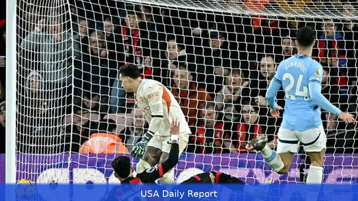 Bournemouth shock Arsenal 2-1 at Emirates, handing Man City a Premier League lifeline