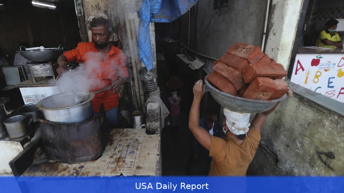 Cooking Gas Shortages Push Indian Migrant Workers Out of Cities Amid Rising Costs