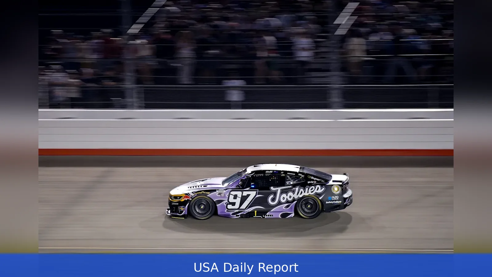 Hamlin rallies to win Cracker Barrel 400 by 0.115 seconds