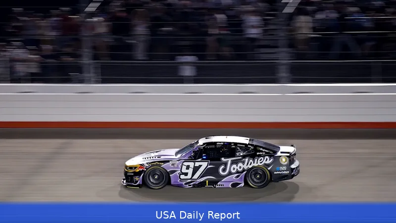 Hamlin rallies to win Cracker Barrel 400 by 0.115 seconds