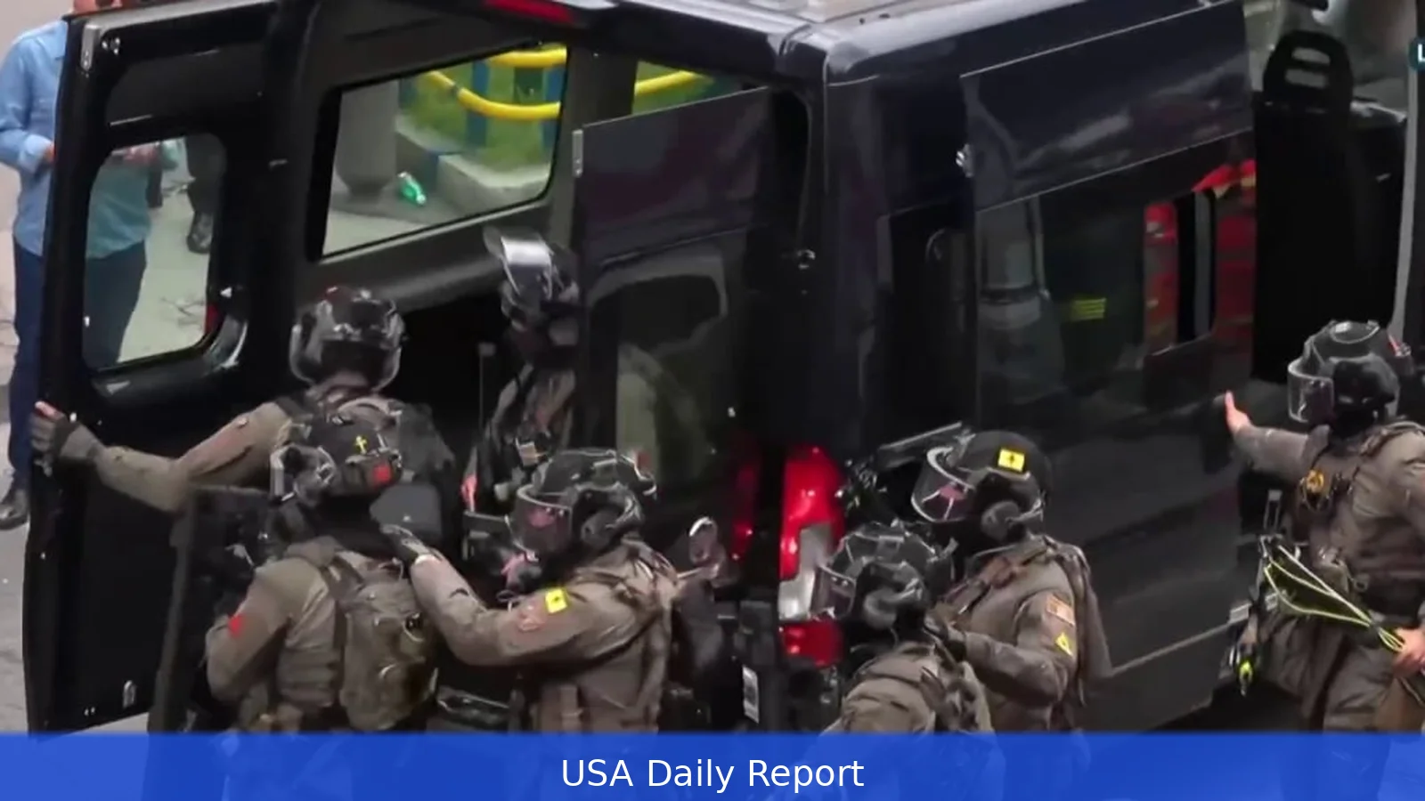 Manhunt After Italy Bank Heist That Held 25 Hostages