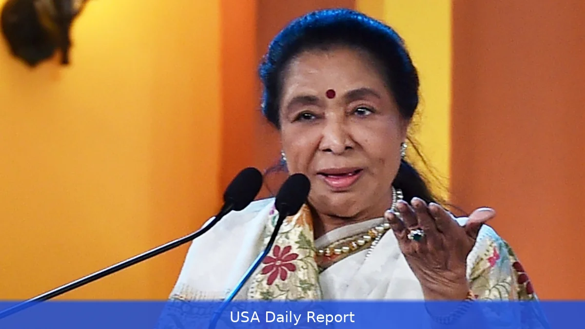 Mourners Break Into Song as Asha Bhosle Is Cremated in Mumbai